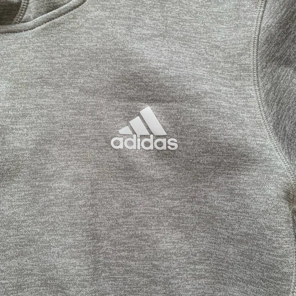 Adidas Sweatshirt Men’s Medium Gray Hoodie Pullover Climawarm Knit Fleece Logo